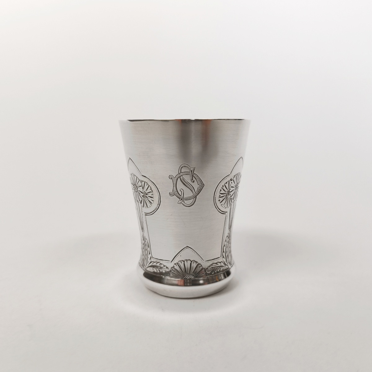 Large Art Nouveau Silver Goblet With A Floral Daisy Design. C1900-photo-2