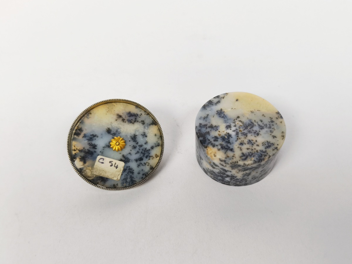  Boite en agate dendritique et monture en argent massif &eacute;maill&eacute;. Travail Fran&ccedil;ais. Pierre dure-photo-1