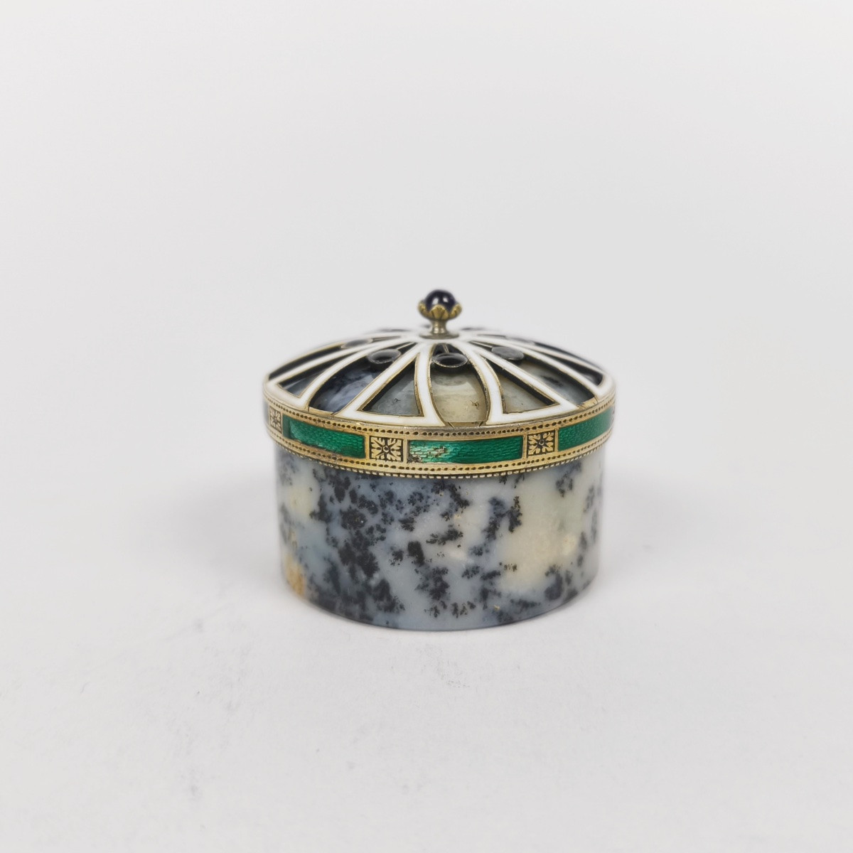  Boite en agate dendritique et monture en argent massif &eacute;maill&eacute;. Travail Fran&ccedil;ais. Pierre dure-photo-2