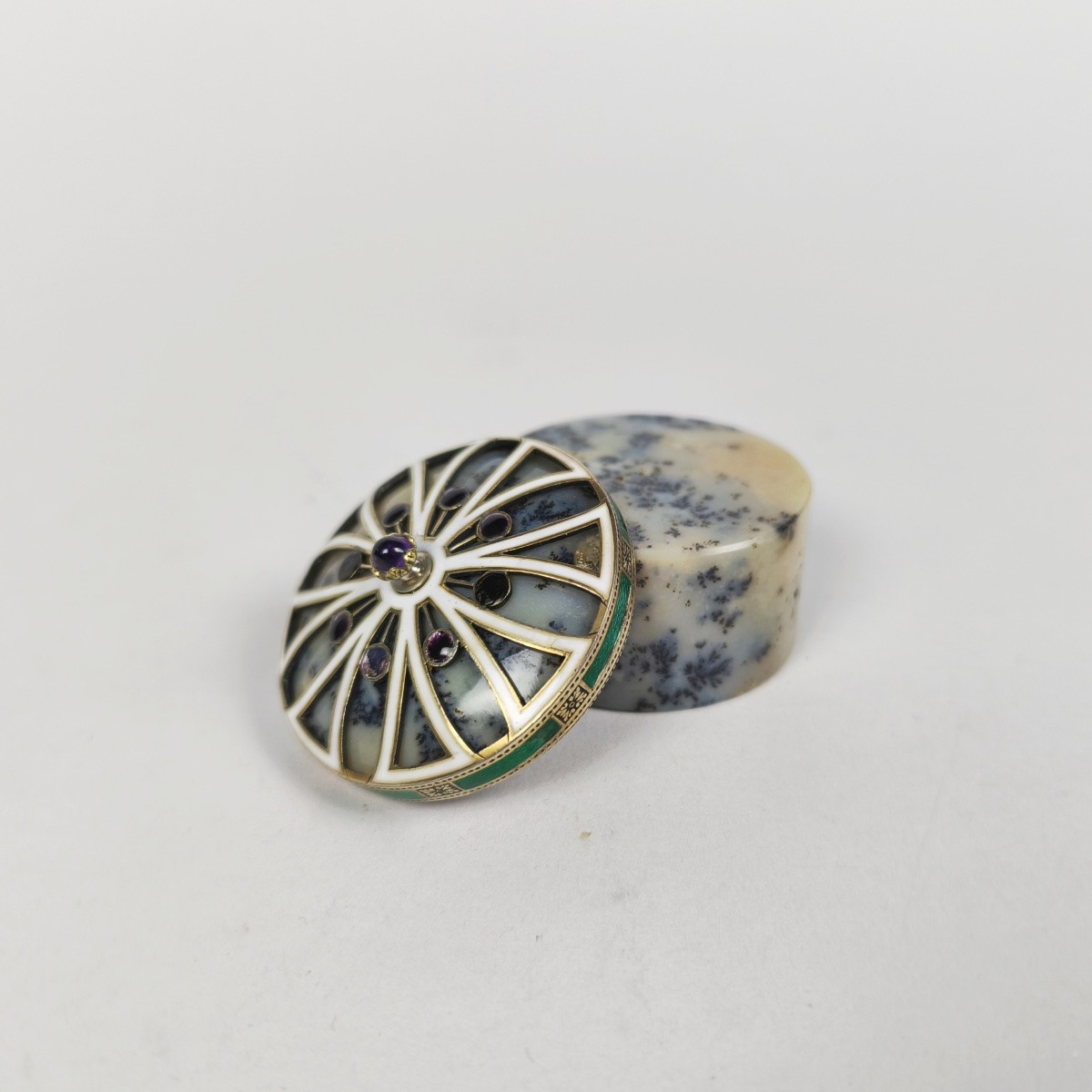  Boite en agate dendritique et monture en argent massif &eacute;maill&eacute;. Travail Fran&ccedil;ais. Pierre dure-photo-7