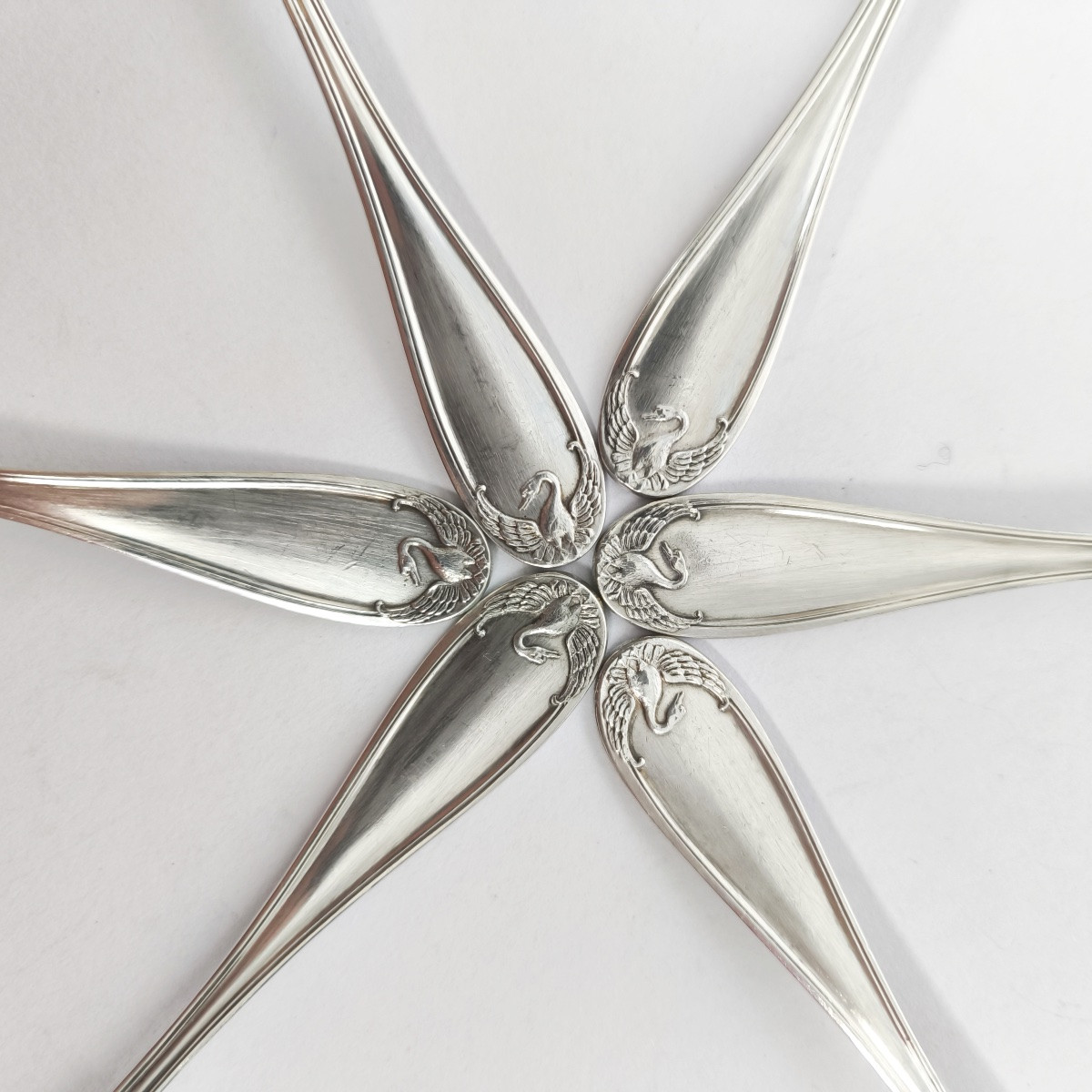  Charles Tirbour : suite de six cuillères a café en argent massif. Décor impérial de cygnes. -photo-2