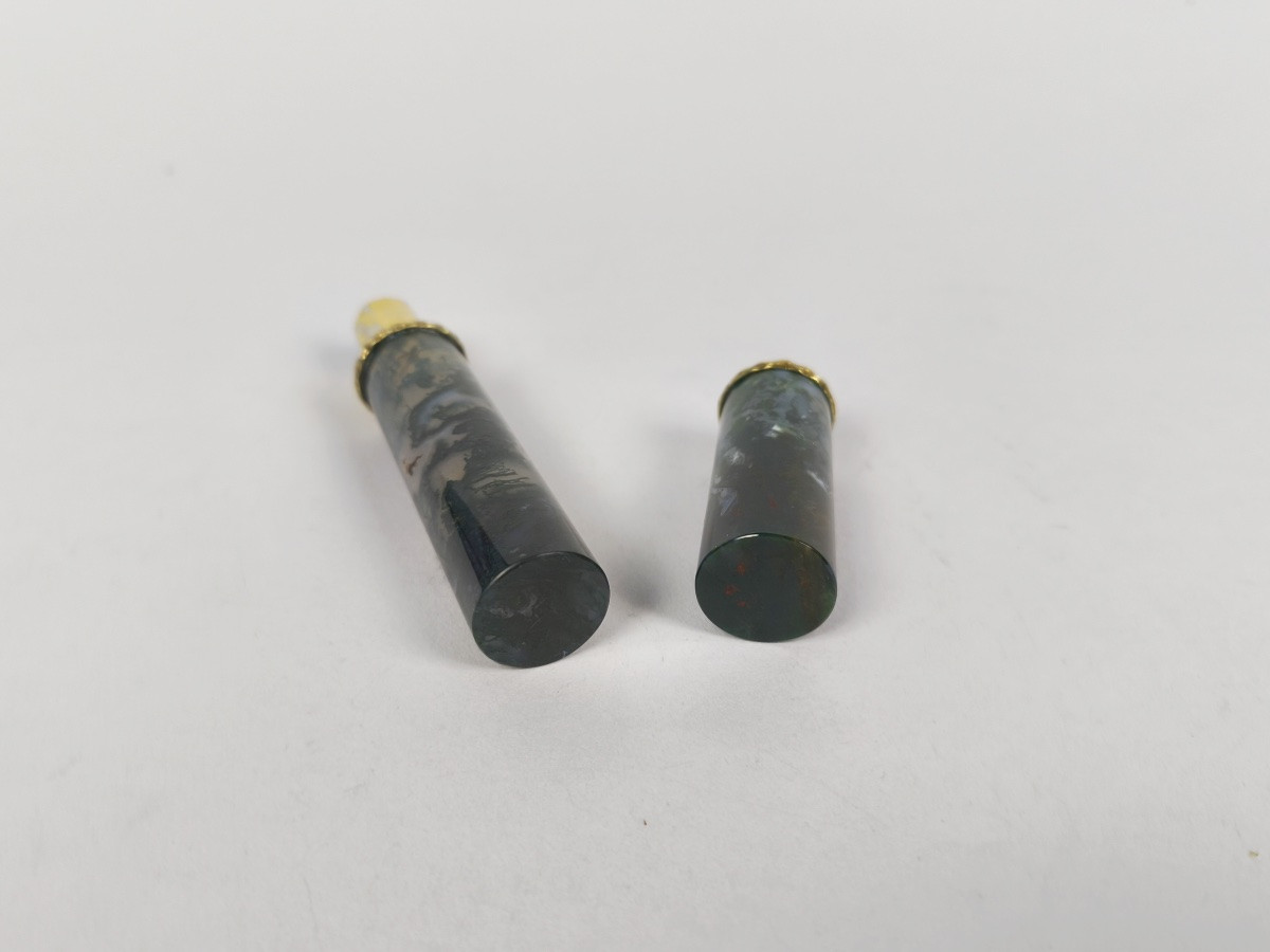  Etui tubulaire à cire ou message en agate mousse, jaspe sanguin & argent massif / vermeil XIXe-photo-1