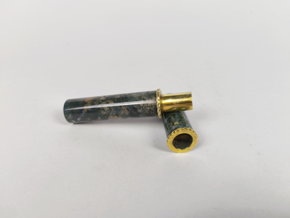  Etui tubulaire à cire ou message en agate mousse, jaspe sanguin & argent massif / vermeil XIXe