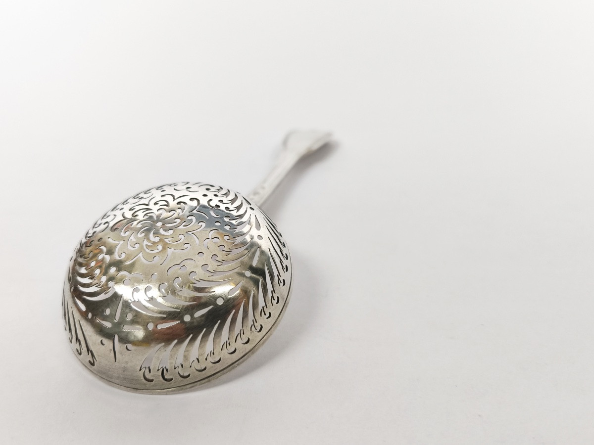 Lourde cuillère à sucre saupoudreuse en argent massif, 1er coq 1798-1809. Fin XVIIIe - deb XIXe-photo-5