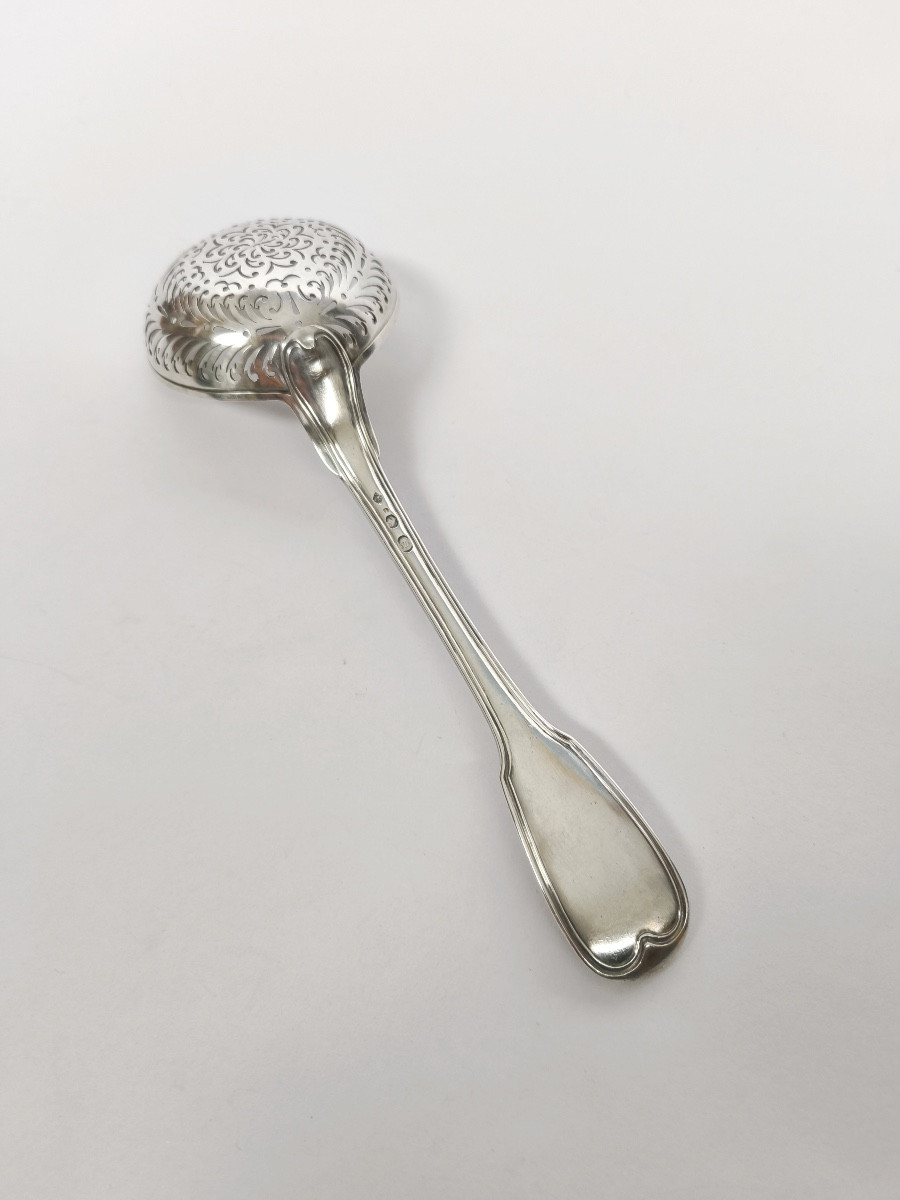 Lourde cuillère à sucre saupoudreuse en argent massif, 1er coq 1798-1809. Fin XVIIIe - deb XIXe
