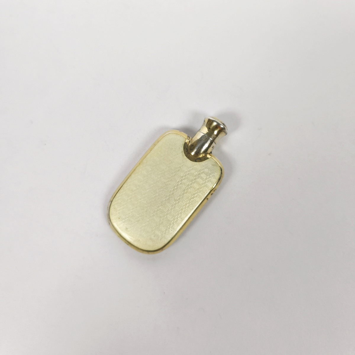 Petit flacon à parfum ou odeur en argent massif et vermeil guilloché et émaillé. Email.-photo-2