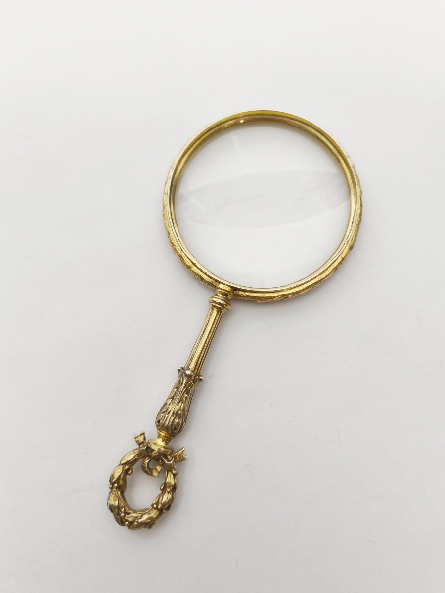 Boin Taburet : loupe en argent massif vermeil de style Louis XVI. Fin du XIXe siècle. -photo-3