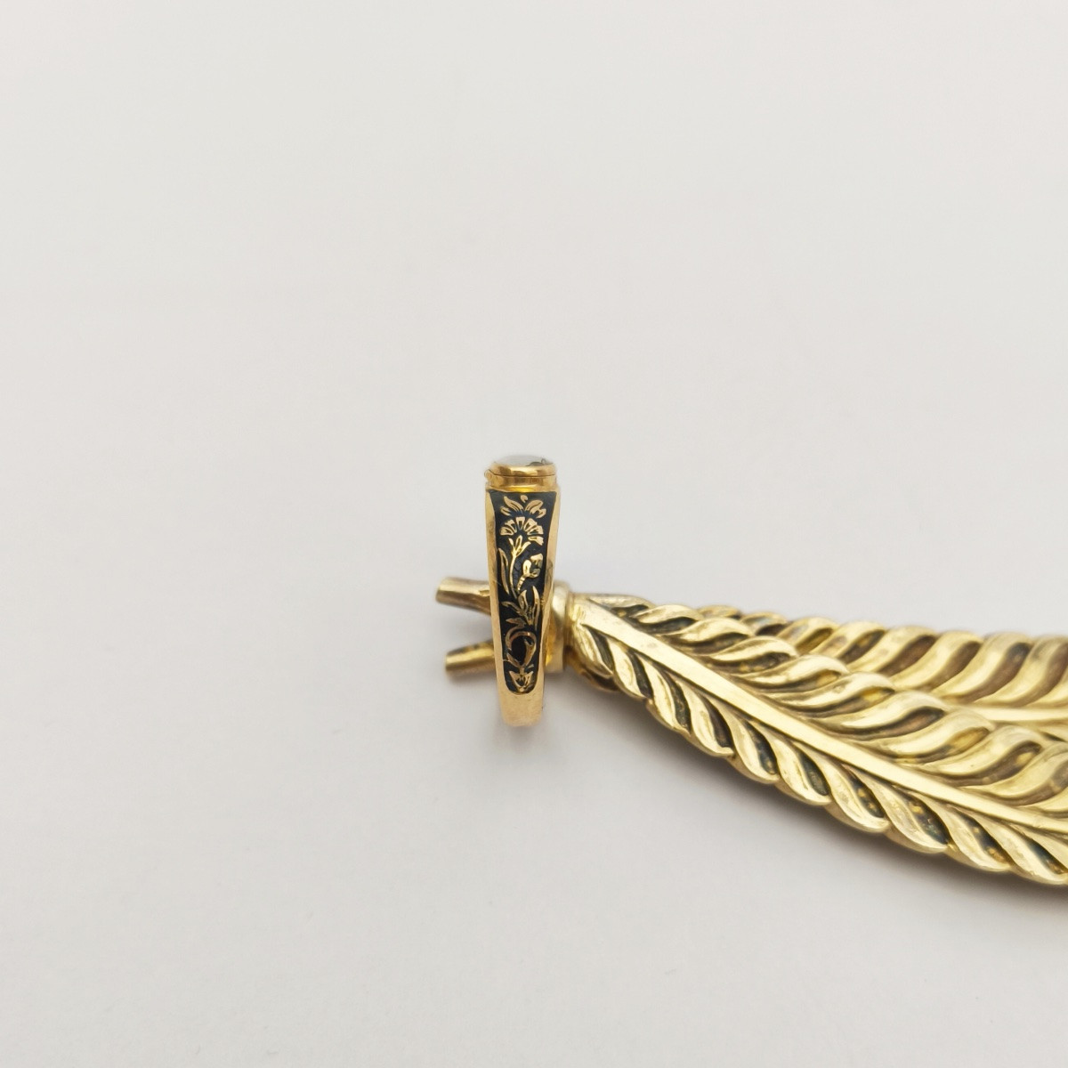 Bague à poison / système / secret de deuil en or massif émaillé. Début XIXe siècle Restauration-photo-4