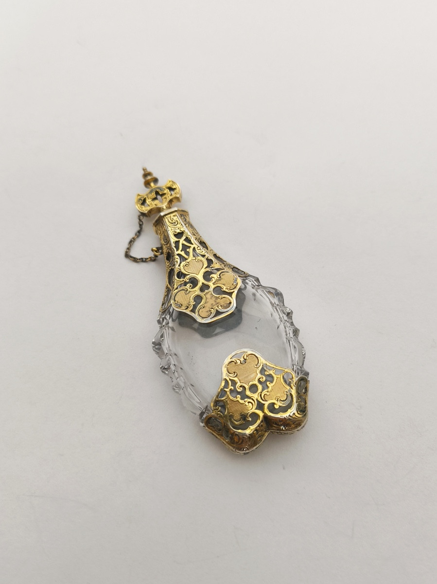 Large Salt Bottle In Glass Or Crystal And Solid Silver Vermeil. Napoleon III Period, 19th Century. 