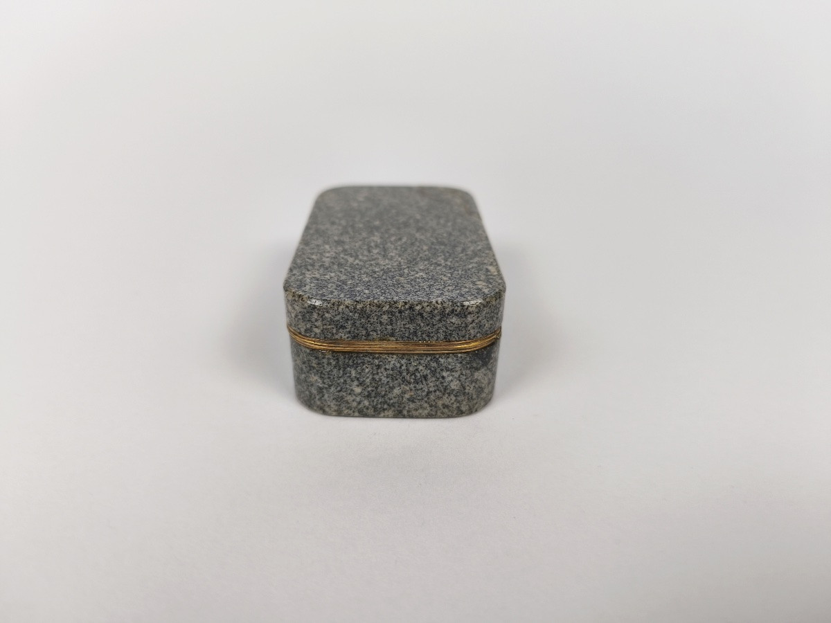 Snuffbox In Hardstone And Pompon, 19th Century. Grand Tour? -photo-3