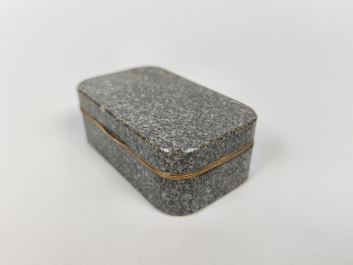 Snuffbox In Hardstone And Pompon, 19th Century. Grand Tour? -photo-5