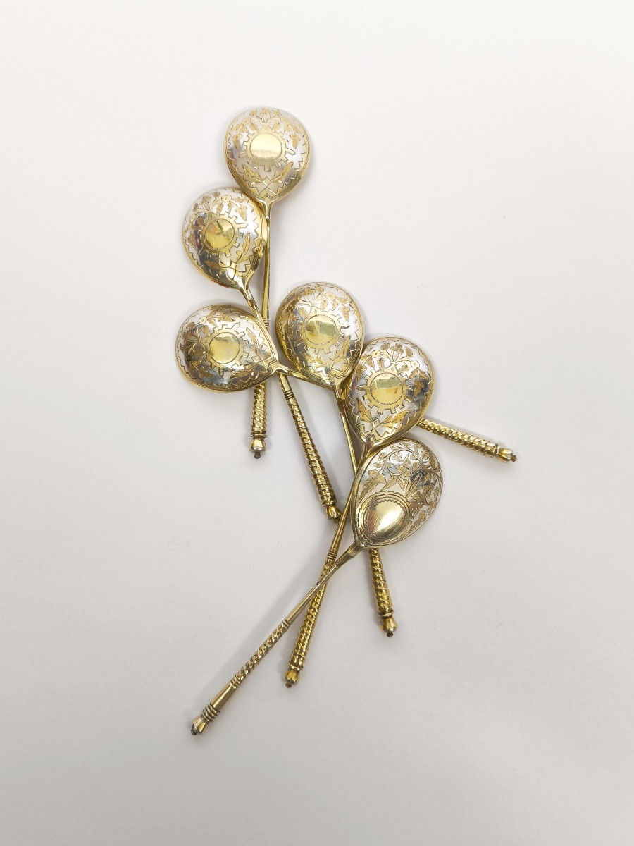 Set Of Large Caviar Spoons In Solid Silver And Russian Vermeil. Late 19th Century. -photo-4