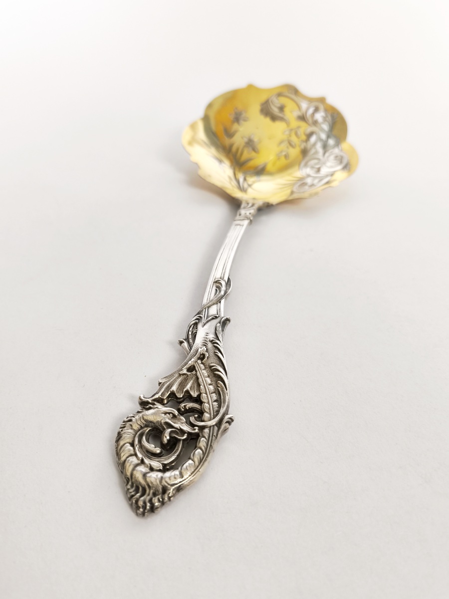 Veyrat: Solid Silver And Vermeil Snow Shovel, Decorated With A Chimera-dragon Motif. Late 19th Century