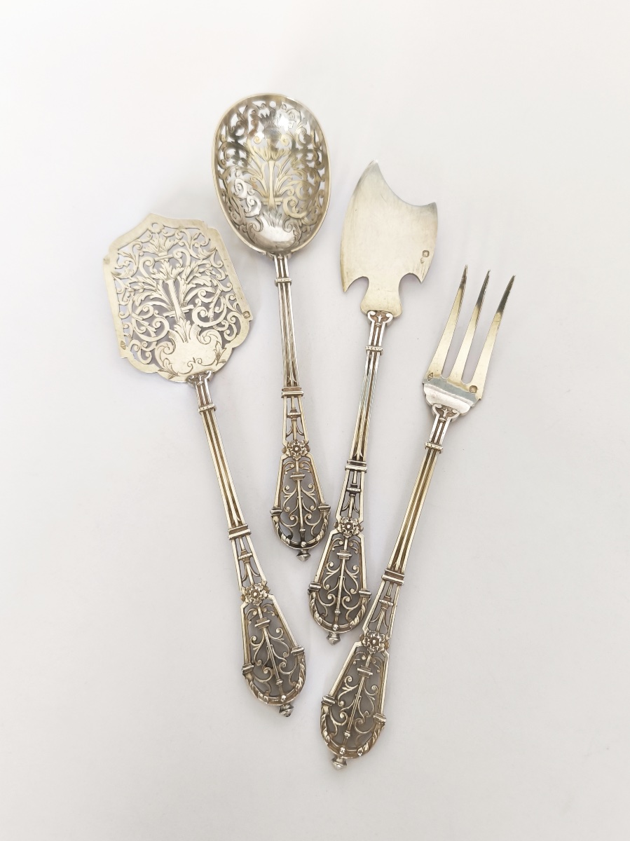 Puiforcat: Exquisite Solid Silver And Vermeil Dessert Set, “ferrure” Model. 19th Century-photo-3