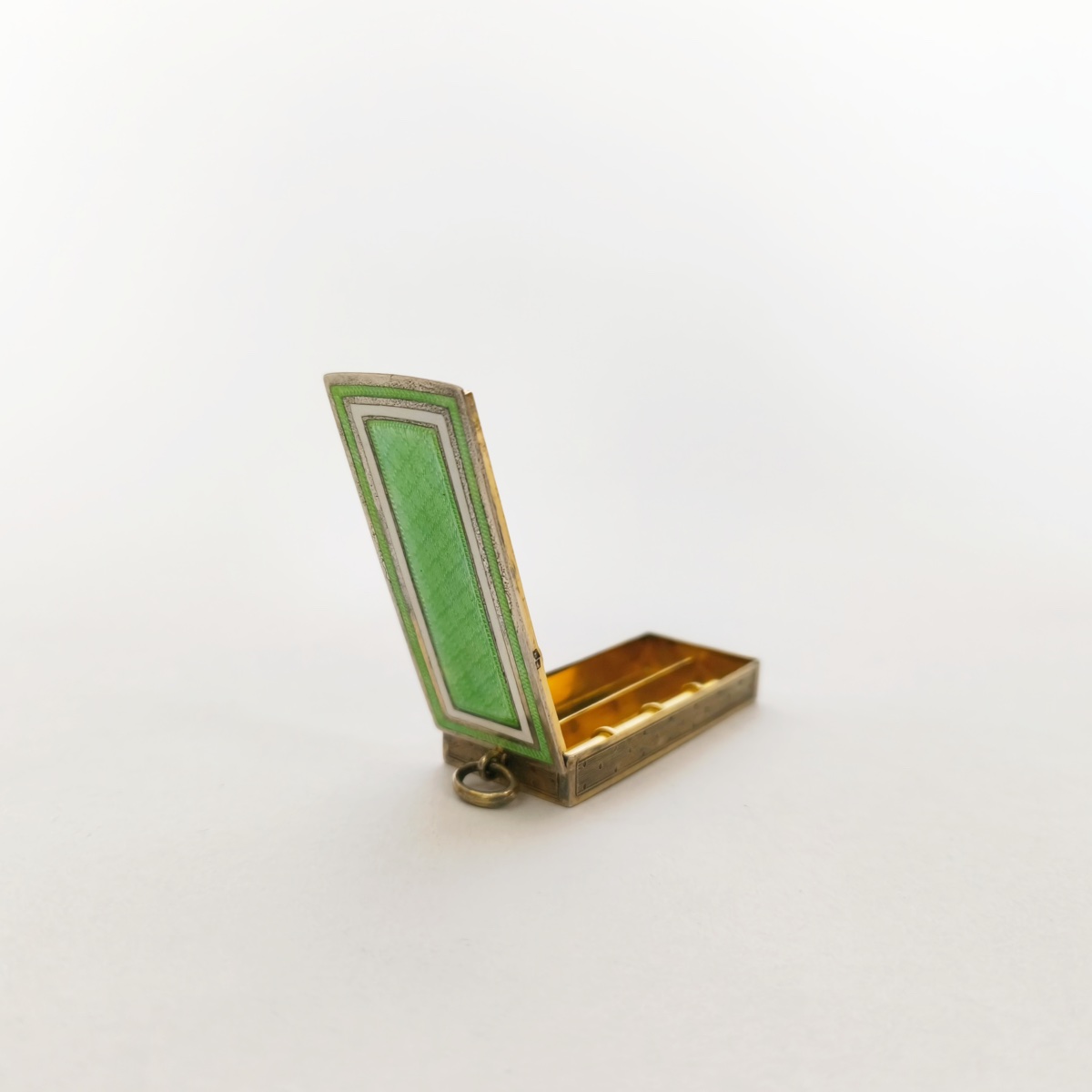 Essential Case / Sewing Box Made Of Solid Silver With Guilloché Engraving And Enamel, And Vermeil. Enamel-photo-7