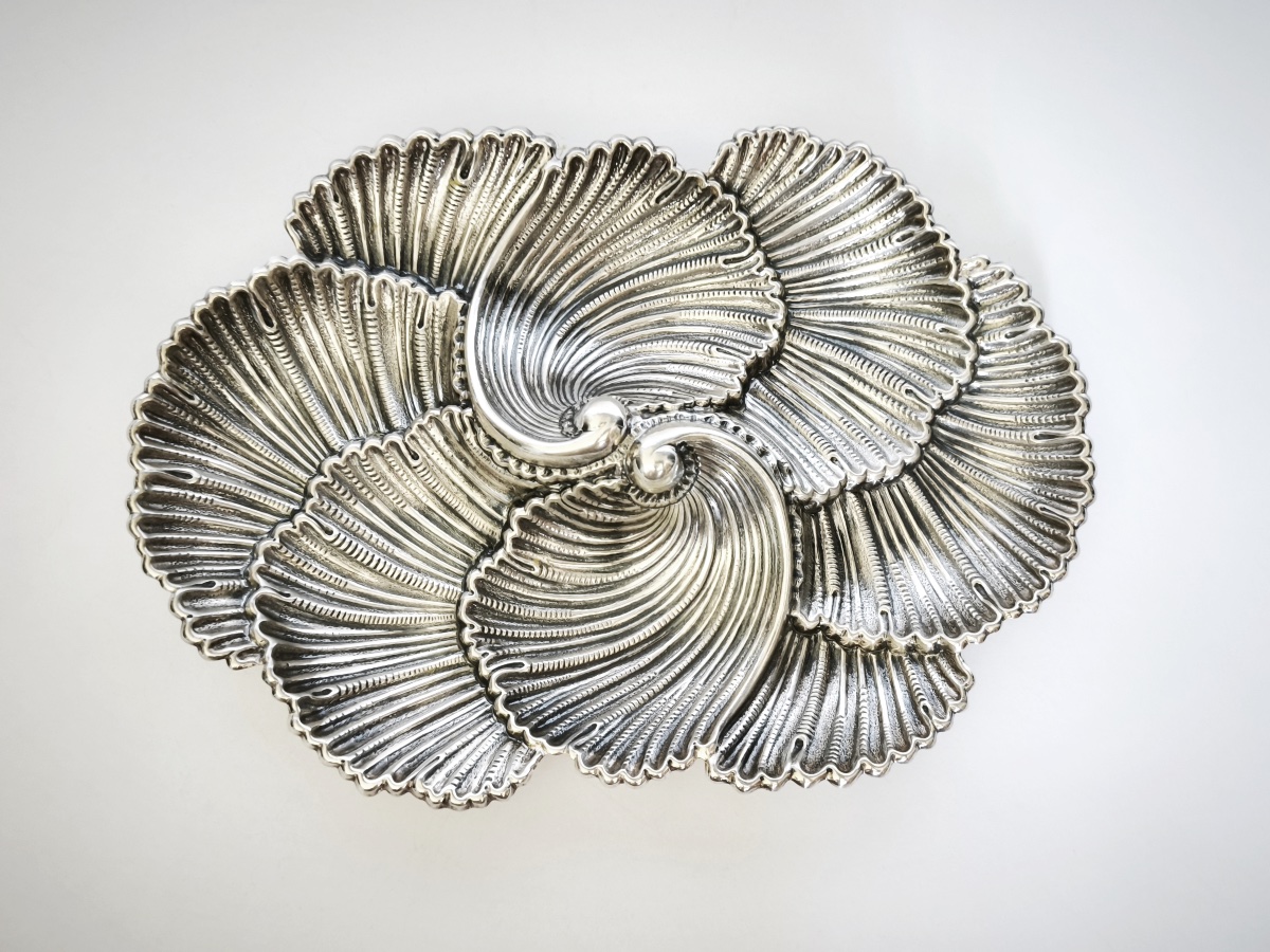 Buccellati : centre de table formant plat, modèle marina coquillage, en argent massif. Italie-photo-2