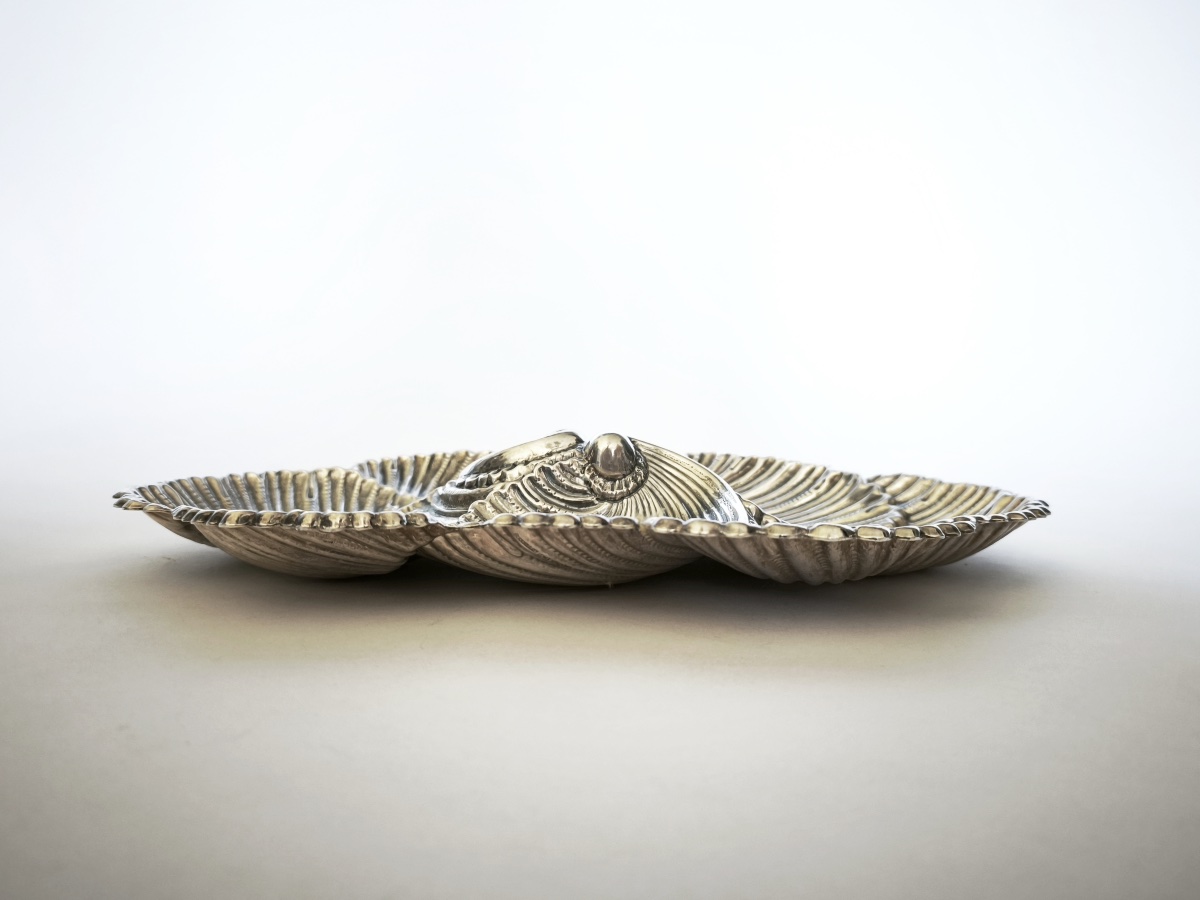 Buccellati : centre de table formant plat, modèle marina coquillage, en argent massif. Italie-photo-4