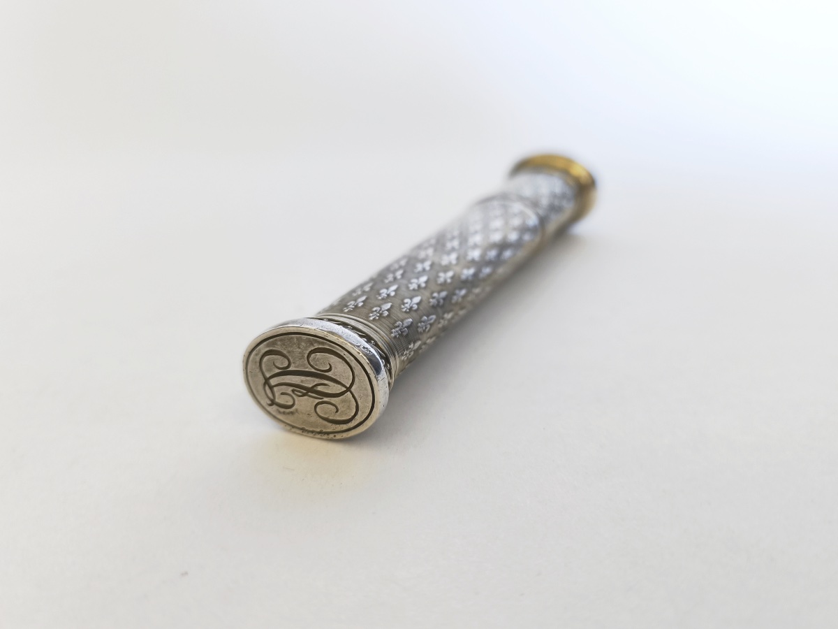 Large Wax Case / Message In Solid Silver & Vermeil, Seal. Fleur-de-lis Design. Roy Seal-photo-6