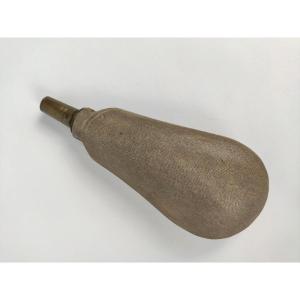 Interesting Powder Pear Covered With Shagreen, 19th Century.