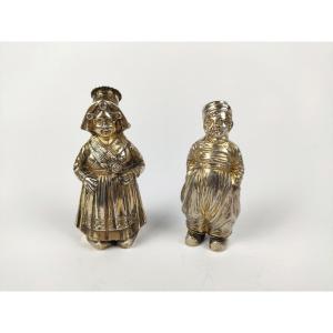 Charming Pair Of Salt / Pepper Shakers In Anthropomorphic Sterling Silver. 