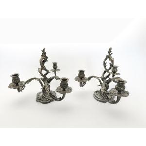 Saglier : paire de candélabres rocaille st. Louis XV mouvementé. XIXe siècle. Flambeau bougeoir