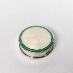 A Box For Candies, Sweets, Or Pills Made Of Solid Silver, Featuring A Guilloché Pattern, Enamel, And Vermeil.