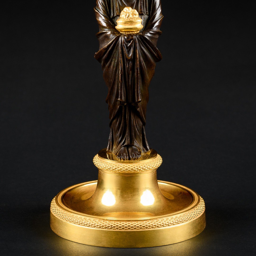 Important Pair Of  Early Empire / Consulat Period Candlesticks With Vestals - Circa 1800 - 1805-photo-2