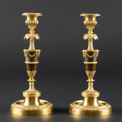 Paire De Bougeoirs Décoratifs D’époque Directoire Du 18e Siècle