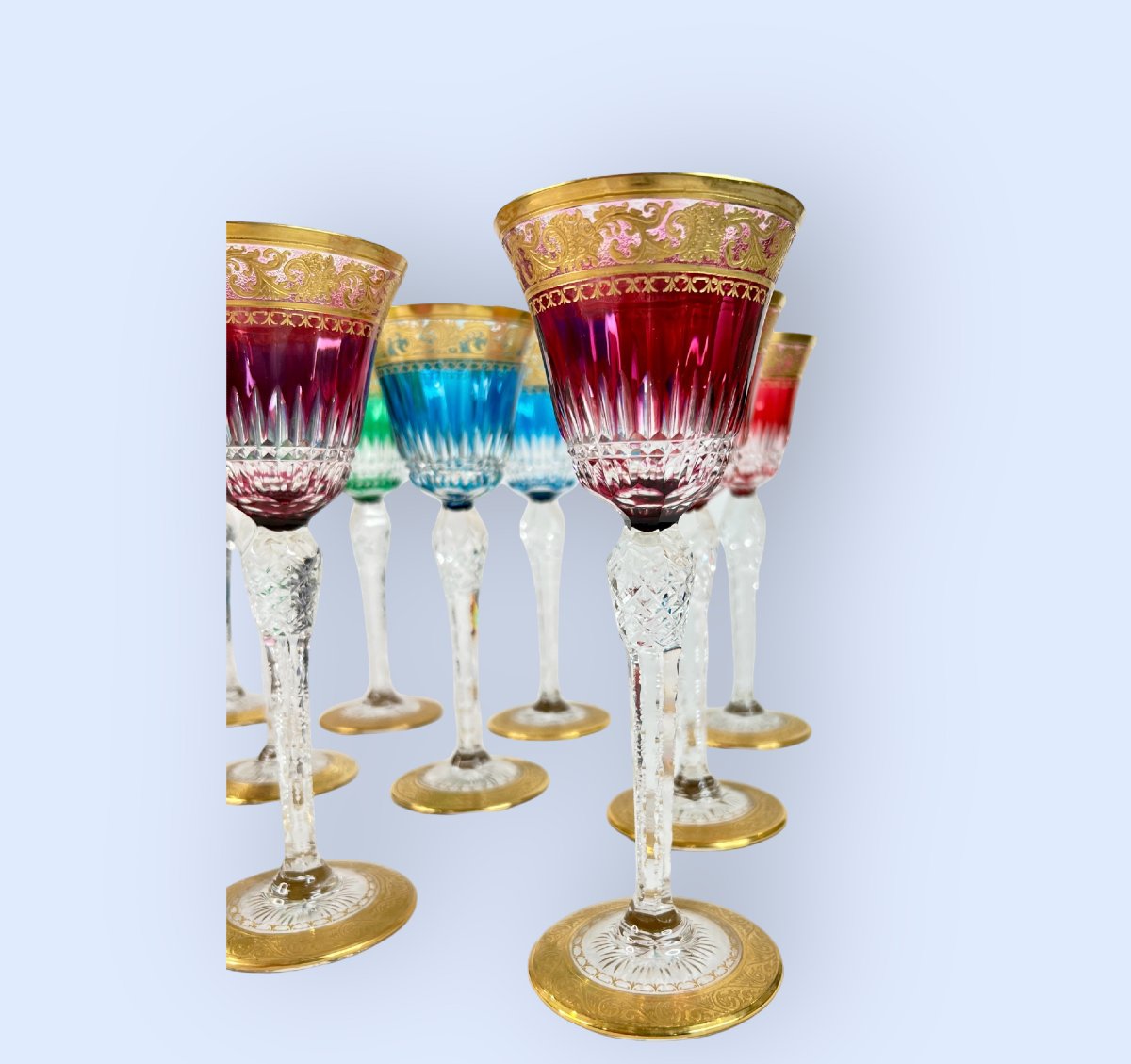 12 verres Saint Louis en cristal colorés et ornés d'or-photo-2