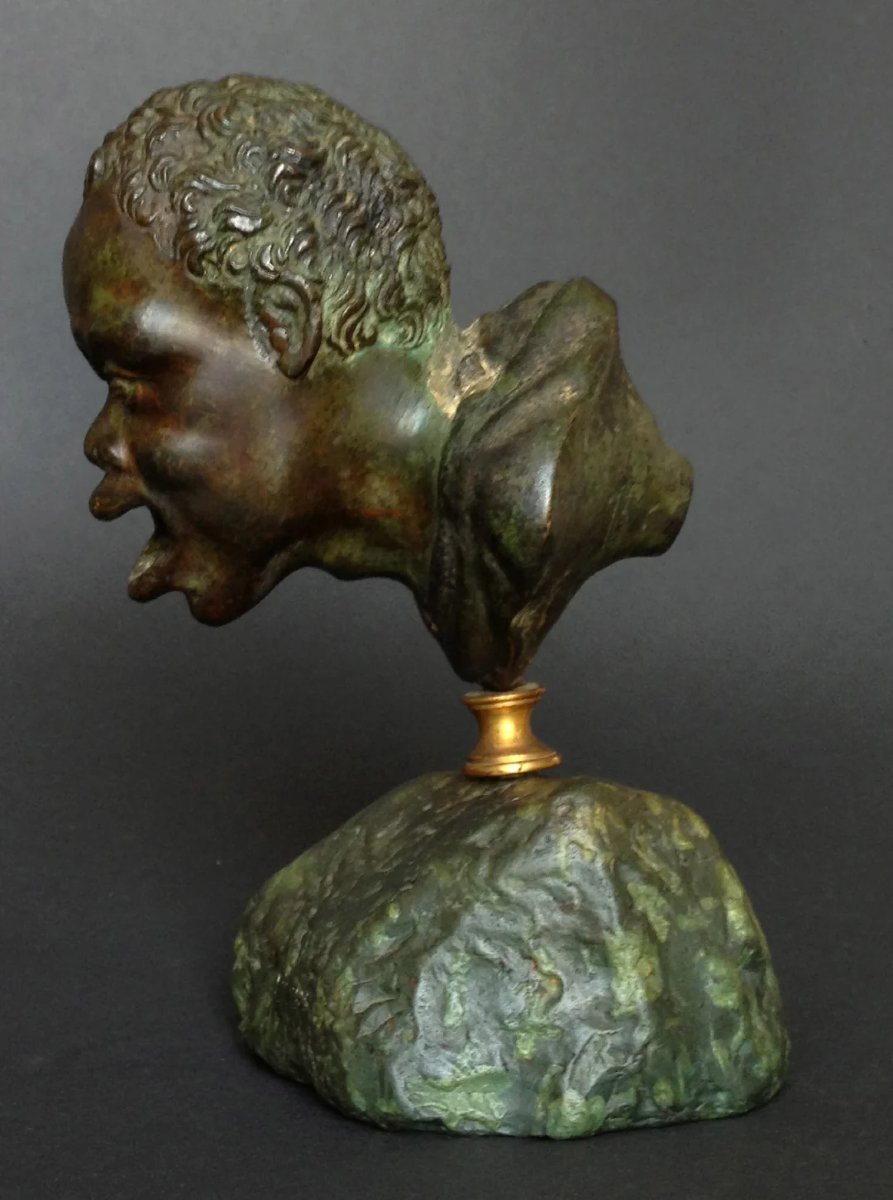 Lampe à huile en bronze de la Renaissance d'après une tête romaine de Nubien-photo-2