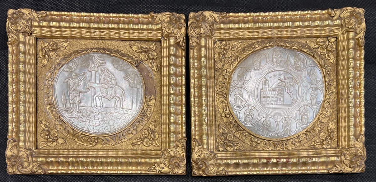 Paire de coquillages anciens sculptés en nacre.-photo-2