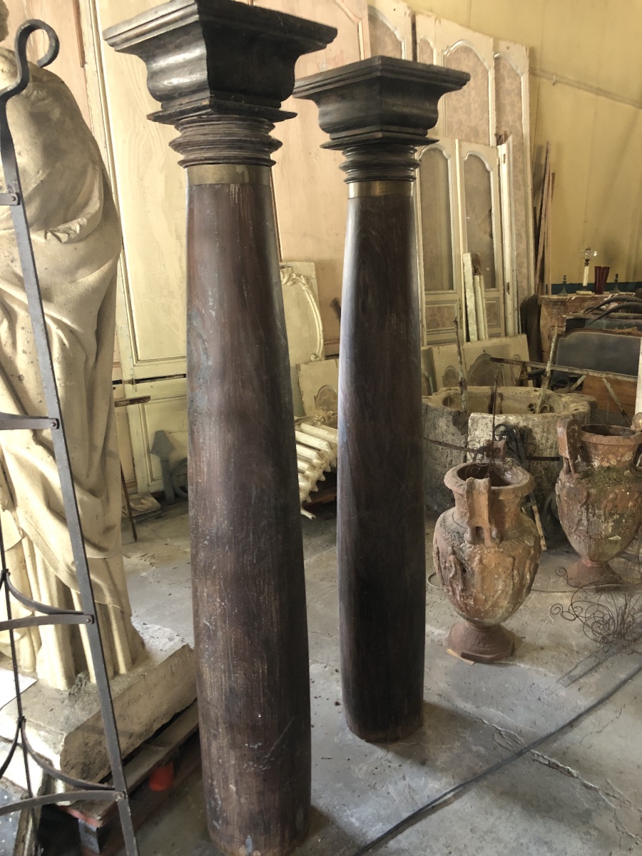 Very Rare Pair Of Zitan Columns, Curved, Late 18th Century