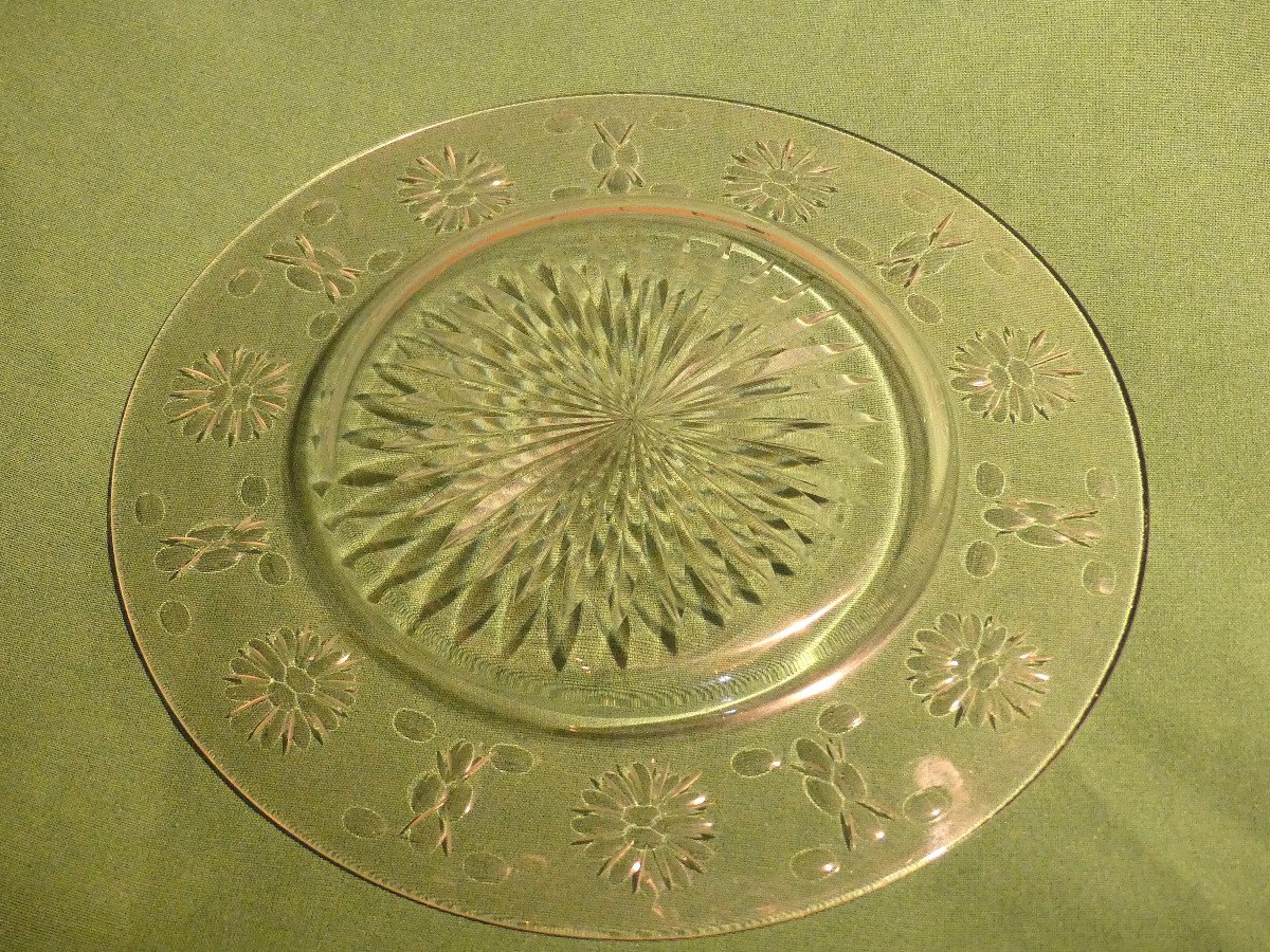 Suite de six assiettes en cristal taillé du 19 eme siècle-photo-1