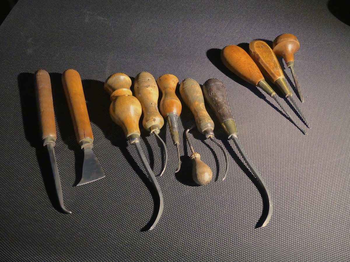 Coffret des outils d 'un répareur et doreur à la feuille au 19 eme siècle-photo-4