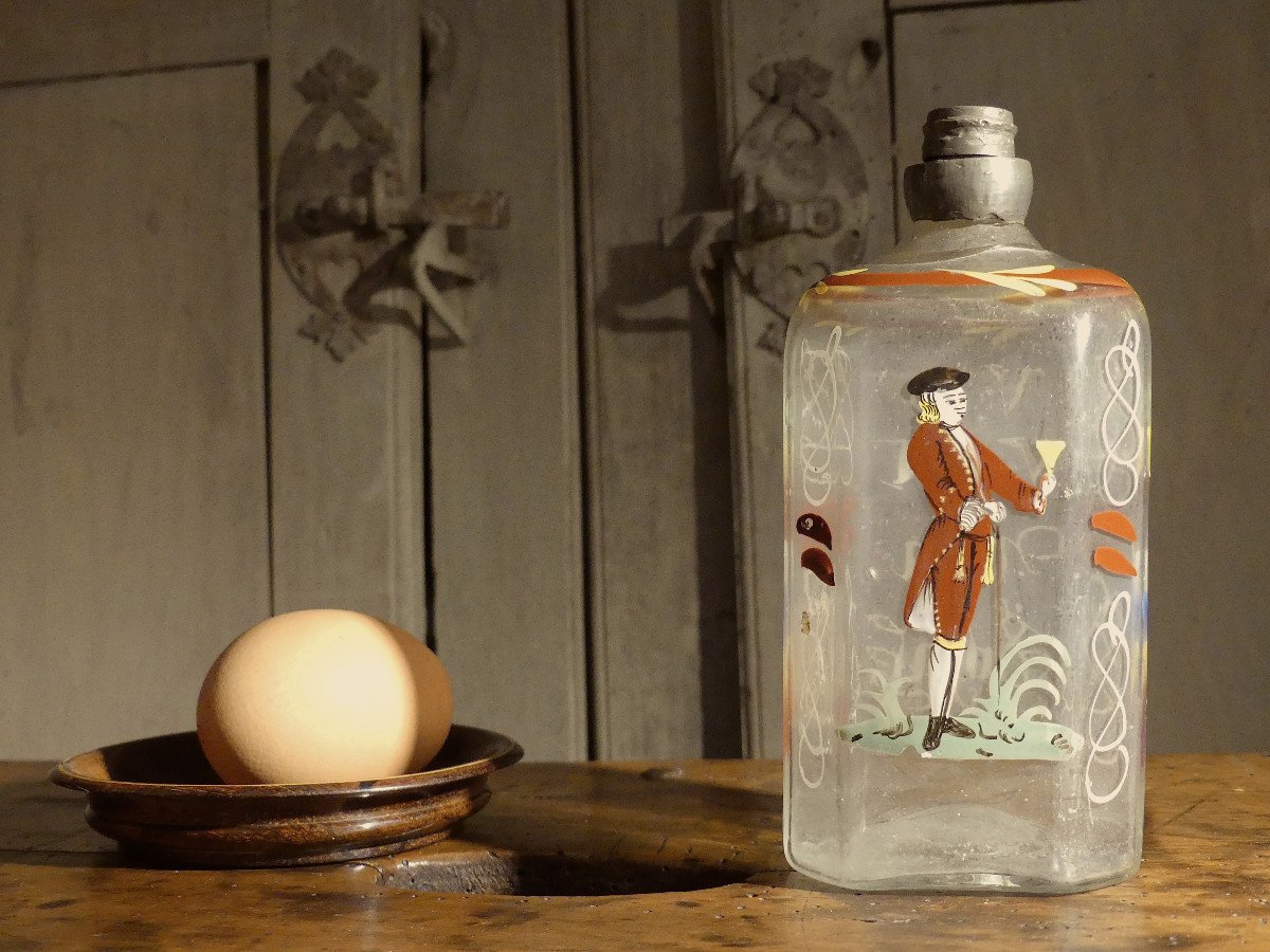 Alsatian Enamelled Glass Screw Bottle From The 18th Century