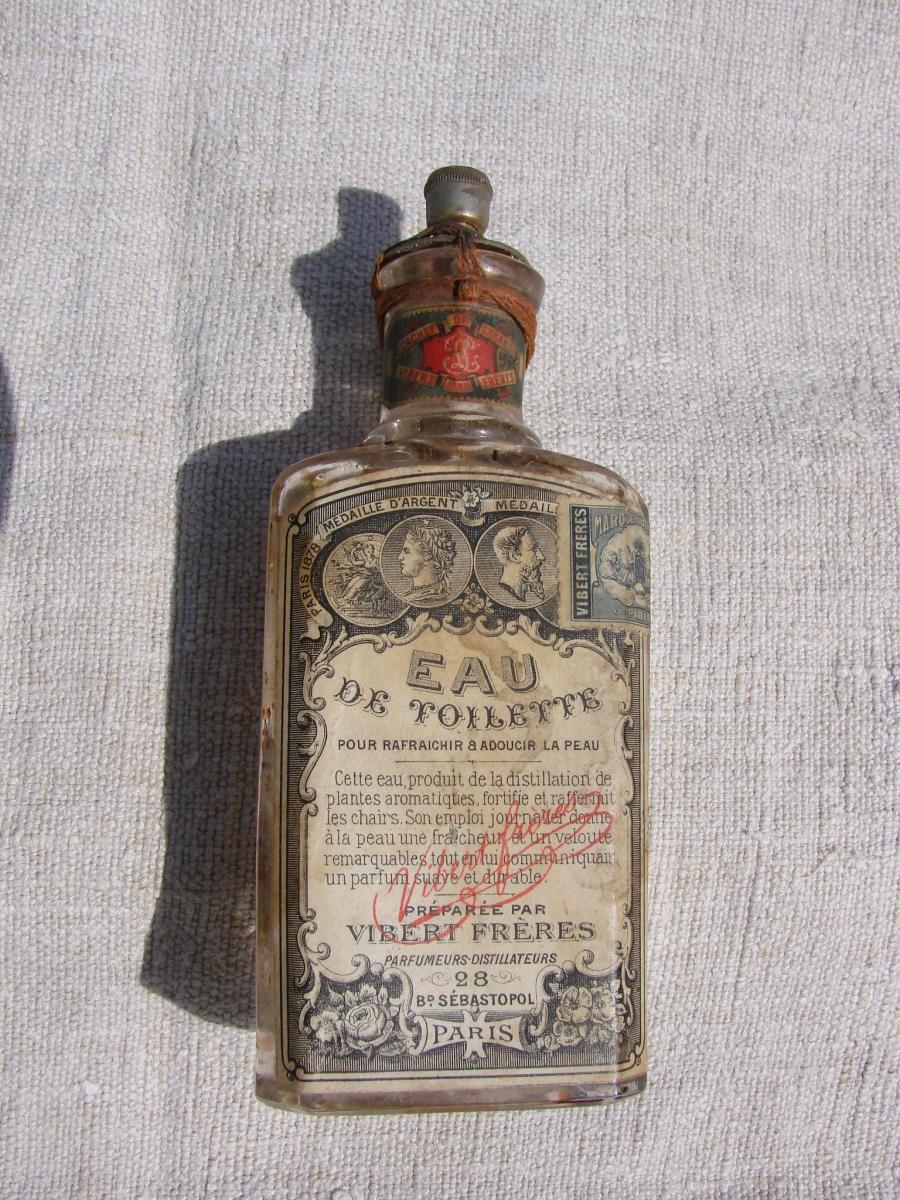 Bottle With Toilet Water Vibert Brothers Late 19 Th