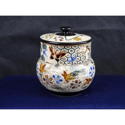Pot couvert en céramique émaillée du potier japonais TANZAN vers 1900