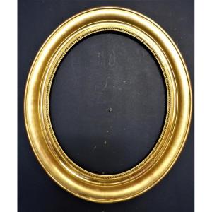 Golden Frame With Oval View 19th