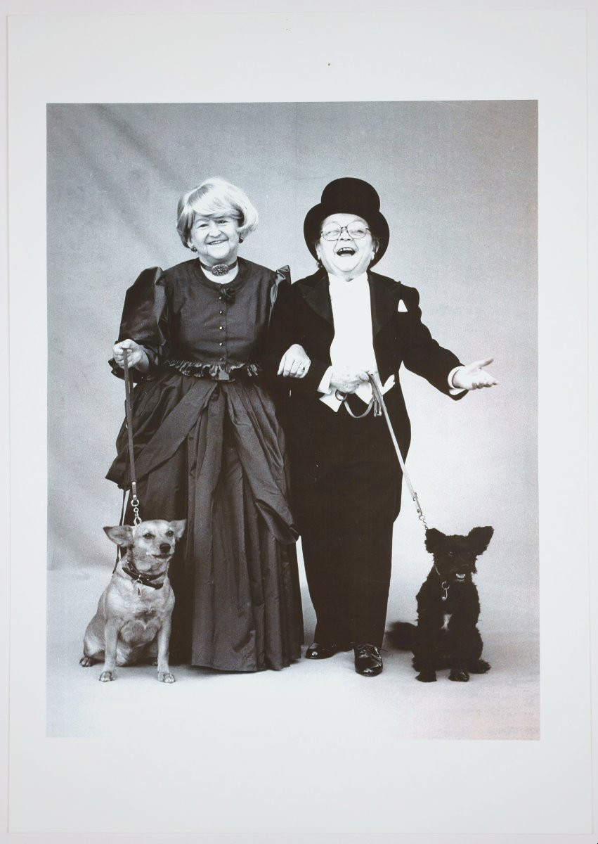 Stefan Moses (1928 - 2018), Couple With Their Dogs, Circa 1980-photo-2