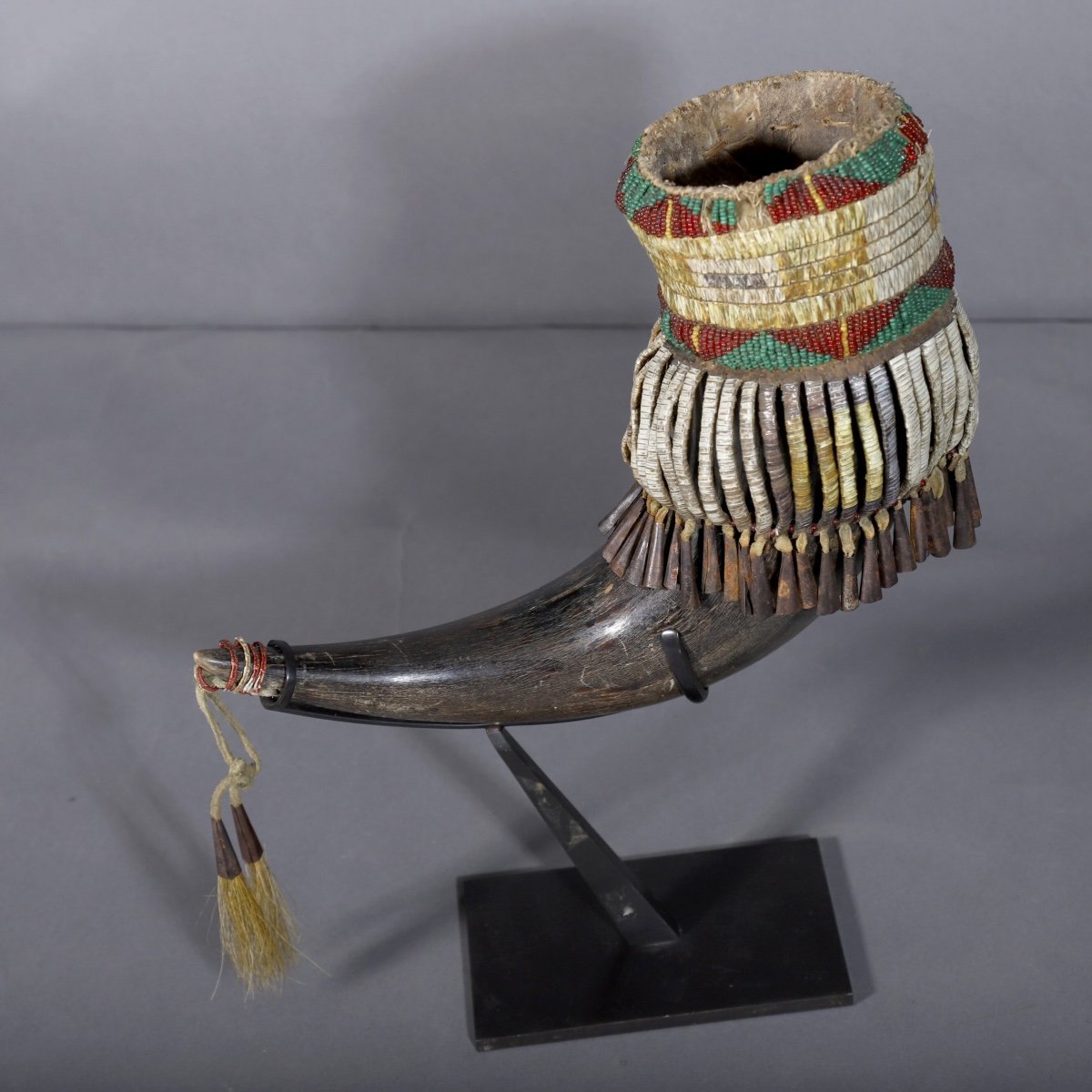 Coupe Libatoire En Corne De Buffle – Sioux, Usa-photo-1