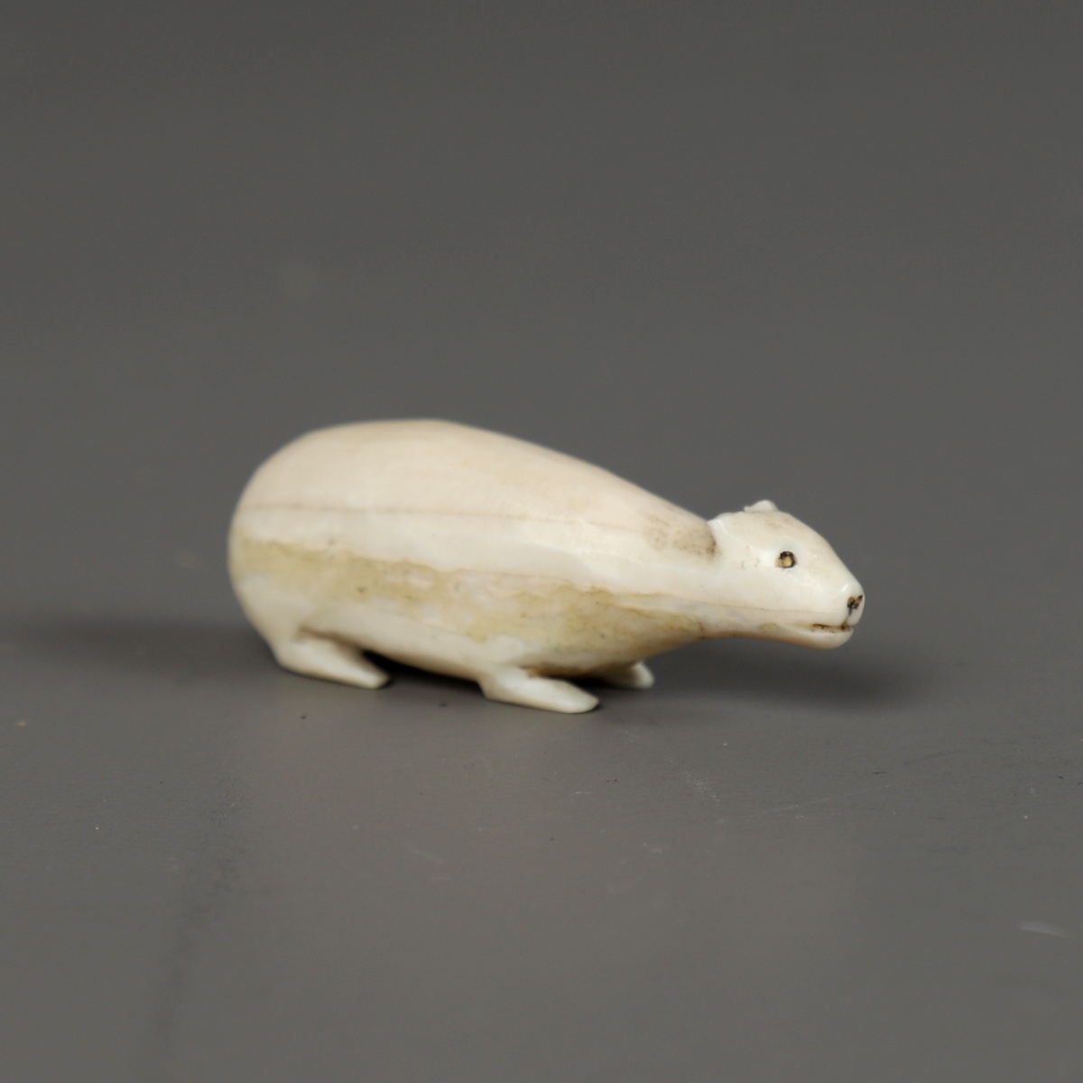 Figure d'Un Phoque En Ivoire De Morse - Alaska