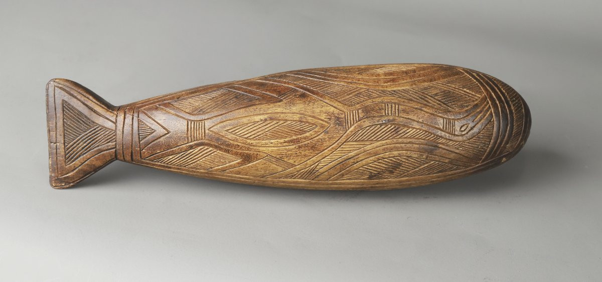 Wooden Dugong Fetish - Torres Strait, Oceania-photo-2