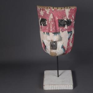 Pueblo Mask – North America