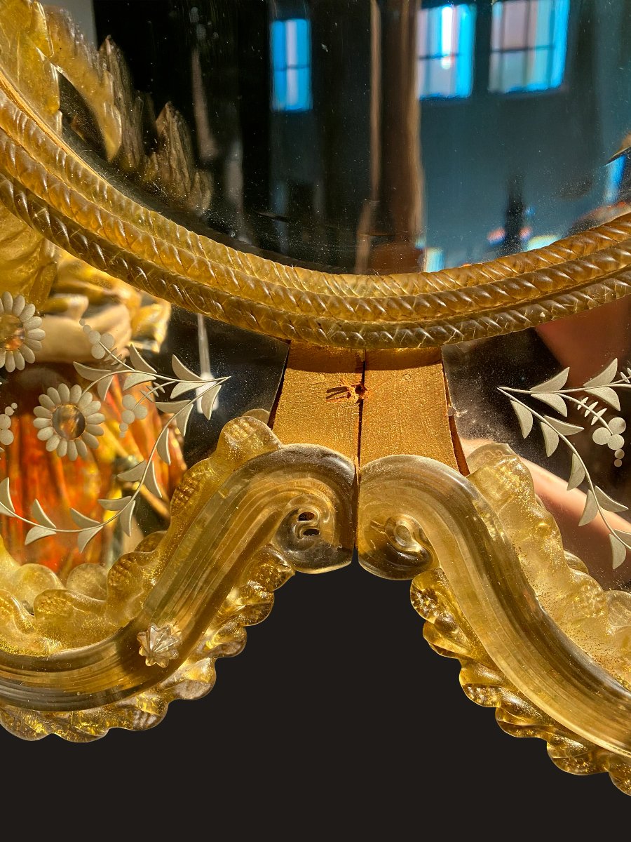 Mid-20th-century Venetian Mirror With Murano Glass And A Hand-blown Glass Frame-photo-1