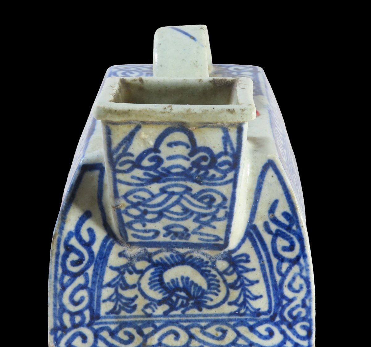 Urinal médical en porcelaine émaillée bleu et blanc (Chine, XIXe siècle)-photo-3