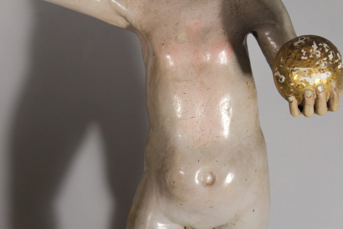 Enfant « Salvator Mundi », sculpture en bois sculpté, doré et polychrome, école castillane-photo-3