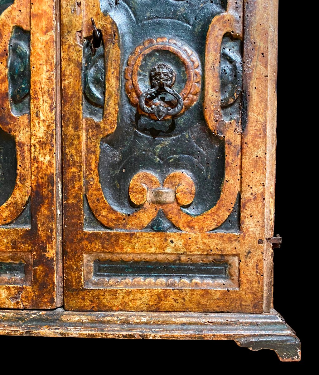 Petite armoire – meuble espagnol. XVIIe siècle-photo-1