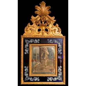 Miroir à verre bleu et bois doré du XVIIIe siècle