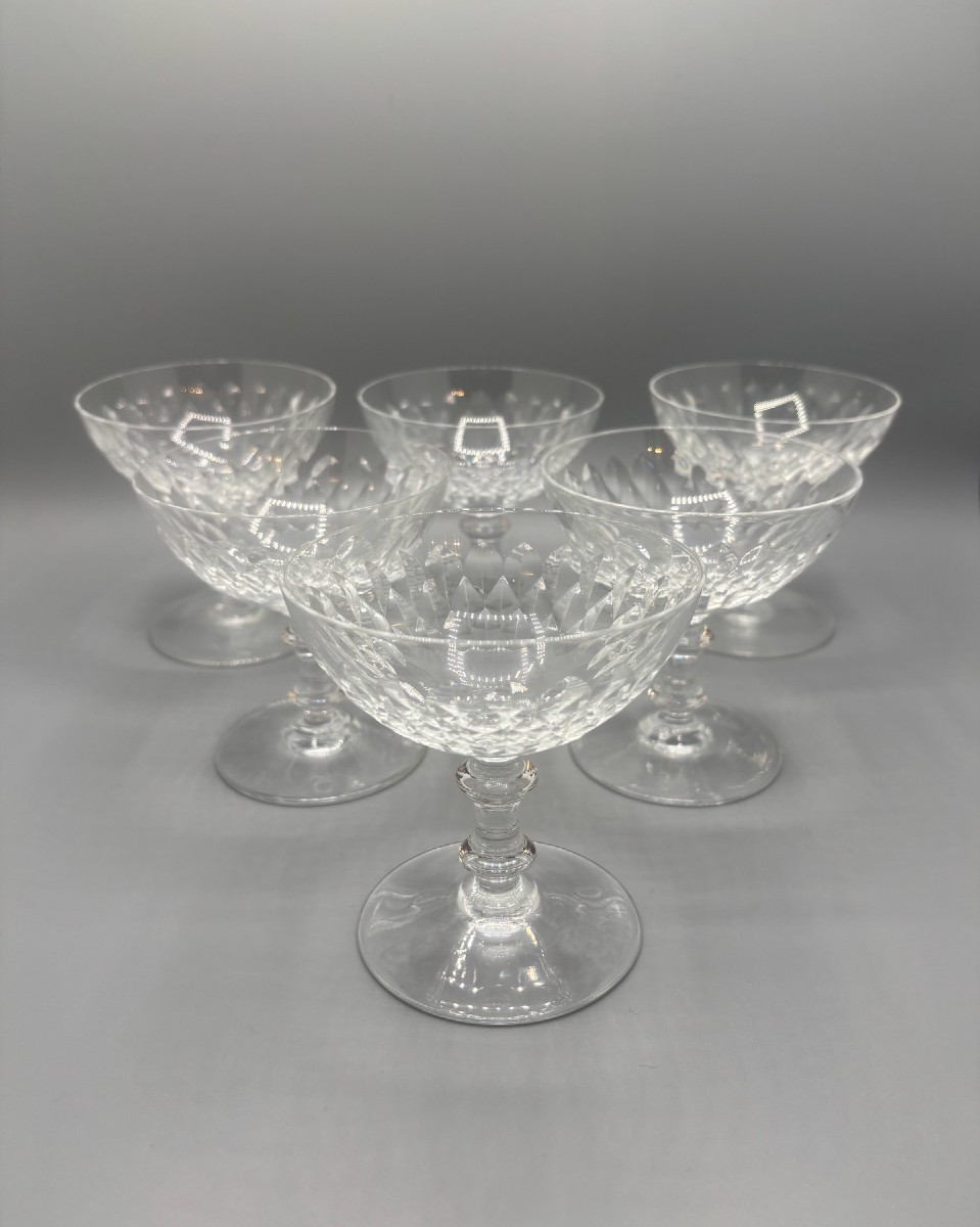 BACCARAT - 6 Coupes à champagne en cristal, modèle Armagnac