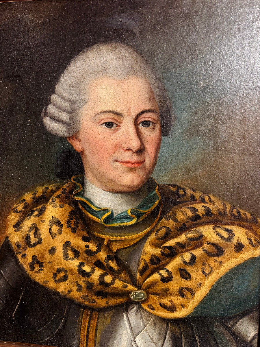 École du XVIIIe siècle Portrait d’officier à la cape de panthère